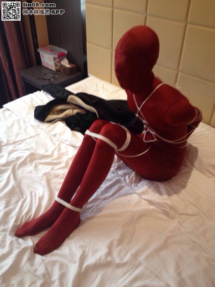 全包蒙眼套图 [驷马（俯卧）,中国女孩]