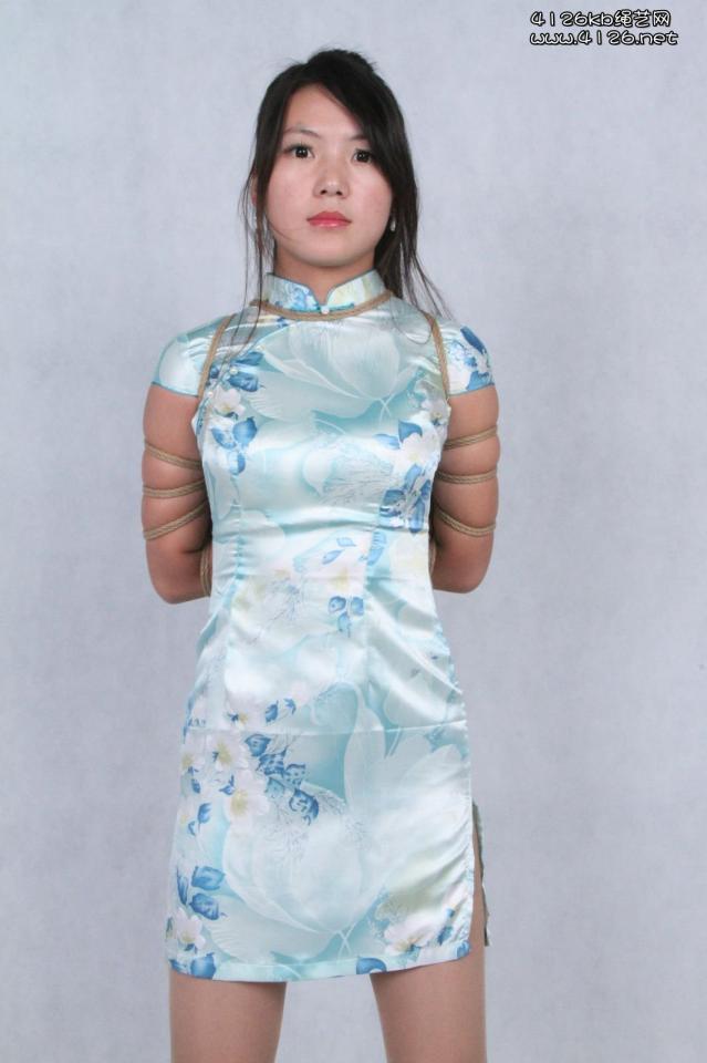 捆绑旗袍美女3 [高手缚（中式五花）,民族（旗袍）,中国女孩]