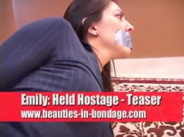held_hostage_teaser 封嘴美女