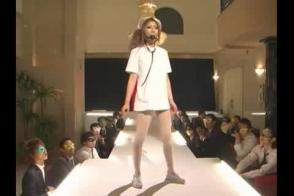  口球美脚モデルコンテスト（高清本地视频上传不上，网盘为高清版） 口球美脚モデルコンテスト由[SOD]工作室制作 主要内容是一群美腿模特被口球约束着进行一场各类服饰的美腿模特大赛。