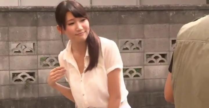 [ATTACKERS] 卖菜小贩捆绑年轻少妇（内附影片完整信息） ATTACKERS出品蛇縛系列影片。年轻少妇外出购物，卖菜小贩一见钟情，以优惠为名赠送其一根白萝卜，希望她日后继续光临。第二日少妇再次前来购物，但等待她的却是迷药与麻绳……