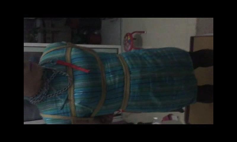Crossdresser's Cheongsam Shibari Experience Summary:<br><br>The video is shot with a crossdresser, so if you are not interested in this kinda generals of videos, please click away!