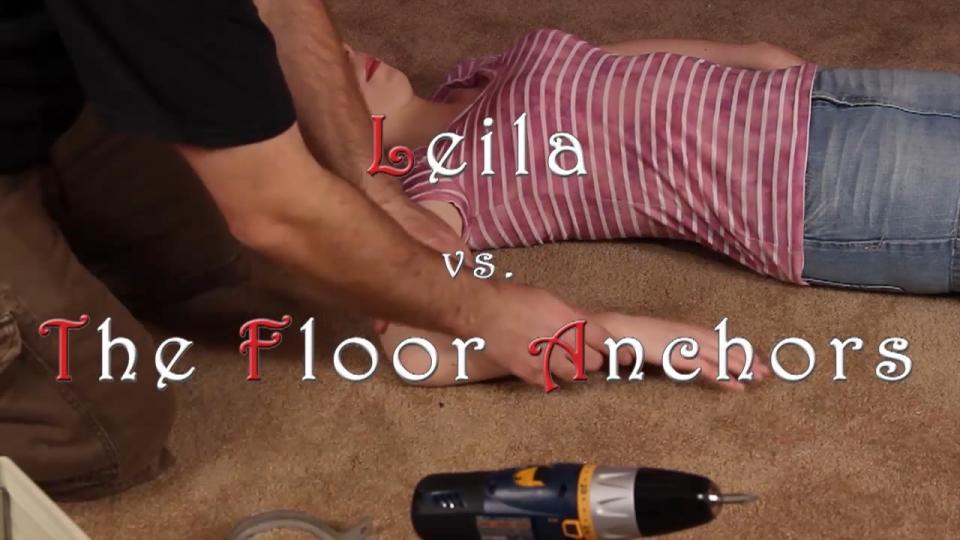 bjv-1130 bjv-1131 http://www.bondagejunkies.com<br>bjv-1130 leila vs. the floor anchors<br>bjv-1131 leila vs. the key fumble<br>合集<br>妹子被拘束捆绑，无法挣脱，欣赏着美女的身材，看着他挣扎。情节有趣，绝无露点。希望大家不要举报. 