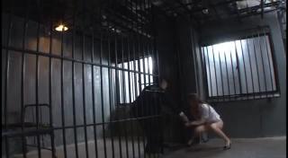Prisoner 美女被关进监狱