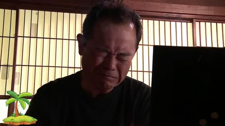深窓の哀縛夫人 鈴木麻奈美 識別碼: JBD-179<br>發行日期: 2014-11-07<br>長度: 120分鐘<br>導演: 桜吹雪<br>製作商: アタッカーズ<br>發行商: 蛇縛<br>類別:高畫質 性奴 已婚婦女 苗條 DMM獨家 單體作品<br>演員:鈴木麻奈美<br>美女被调教捆绑穿上褂子龟甲缚带上项圈在外面溜达～！