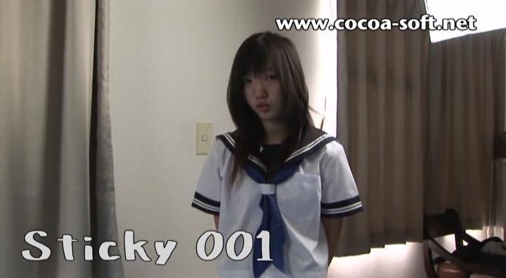 【Cocoa Soft系列】Cost-001d   Sticky 001 【Cocoa Soft系列】Cost-001d<br>Cocoa Soft出品，一个女生在强力胶水中玩耍，一直粘來粘去的。<br><br>原片不合适的内容剪辑掉了（露点部分）。<br>720p，1080p太大上传不了，望见谅<br>收一下搬运费