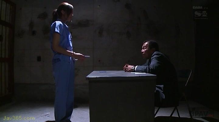 秘密捜査官の女 性開発された国際諜報員 長谷川モニカ 識別碼: SNIS-548<br>發行日期: 2015-11-14<br>長度: 150分鐘<br>導演: ［Jo］Style<br>製作商: エスワンナンバーワンスタイル<br>發行商: S1NO.1STYLE<br>系列: 秘密捜査官の女<br>類別:顏射 單體作品 DMM獨家 苗條 女檢察官 拘束 薄馬賽克 高畫質<br>演員:長谷川モニカ<br>美女搜查官被同伴出卖给坏人，凌辱捆绑，注射媚药，惨遭调教猥亵