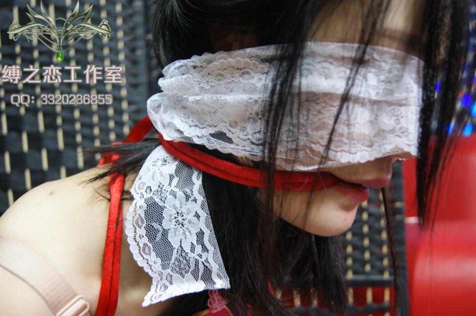 [Bondage w/ Love] Ms. Lei's first attempt of bondage play ©Bondage w/ Love Studio<br><br>Summary: This is her first time to try bondage. So she is a little bit shy about this. But you must admit that she is pretty hot and very attractive. We decided to treat her well and make her day. She picked the school uniform for this shooting. Let's see how she does!<br><br>Featuring: school uniform, blindfolded, stocking, open-leg tie, box tie, shrimp tie, high heels, foot fetish, and ball gagging