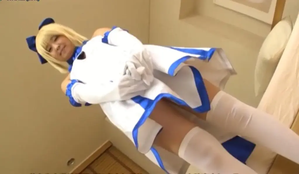 発掘！コ○ケで噂のヤリマンレイヤーあいりちゃん 识别码:	DIY-091<br>导演:	ワントップ  <br>制作商:	DIY  <br>发行商:	DIY  <br>这是很稀少的cos类片子，美少女穿上各种可爱的动漫服装，还要带上皮铐绑在椅子上