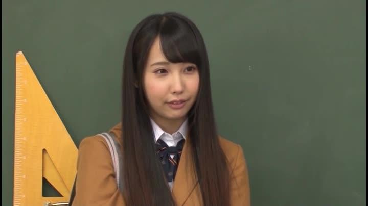 「便女当番」5 識別碼: SDMU-217<br>長度: 154分鐘<br>導演: AKIRA<br>製作商: SODクリエイト<br>發行商: SODクリエイト<br>系列: 「便女当番」<br>類別:高中女生 單體作品 企畫 輪姦 拘束 處女 高畫質<br>演員:宇佐美まい<br>新来的美女转校生被全班同学和校长用枷锁固定住折磨凌辱，最后被调教的服服帖帖