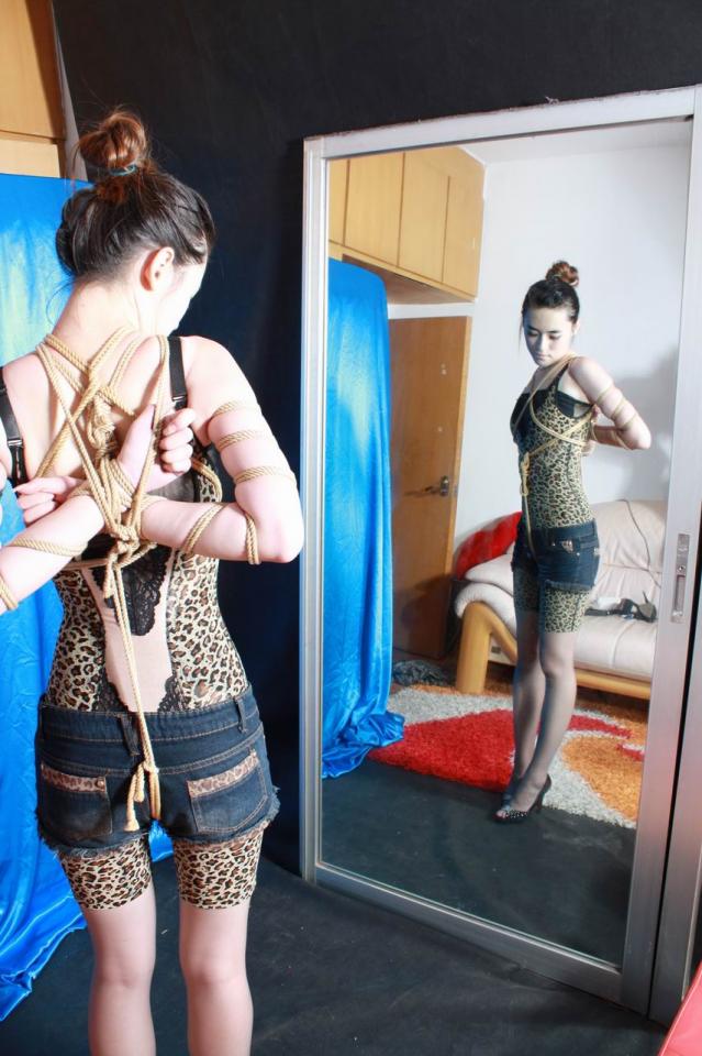 [True Story Studio] Ms. Yan's hogtie experience Part 2 ©True Story Studio<br><br>Summary:<br><br>==This video includes following content:==<br>1. Ms. Yan in spicy underwear(shibari);<br>2. Ms. Yan in spicy underwear(extreme hogtie -- Tutorial);<br>3. Ms. Yan in spicy underwear(extreme hogtie -- Struggling);<br>4. Ms. Yan in spicy underwear(balltie);<br><br>Featuring: breast bondae, spicy underwear, ball tie, extreme hogtie, shibari, stocking, foot fetish, box tie, reverse prayer, and crotch rope.