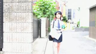 捆绑女护士 女护士被绑架，手脚被捆嘴巴被勒着口不能言任人抚摸。