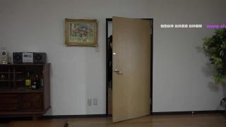 捆绑女jj 女jj侦查被抓被捆绑蒙嘴口不能言任人抚摸