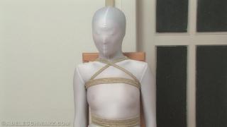 美女全身被捆绑折磨，任其呻吟！A 美女全身被捆绑折磨，任其呻吟！A