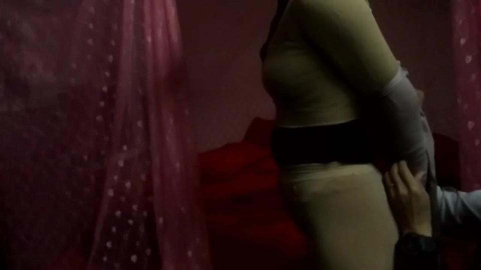 [a7914862] Pantyhose Encasement Pt. 2 ©a7914862<br><br>Summary:<br><br>This footage was shot on January 20th for fun. And was not planned to publish to the public. I did not prepare well at that time, and a lot of tools has been left home. Without the phone stand, the quality for this footage is a little bit under average. But it stills something that I wanted to share with you for now. Since the model has already agreed and suggested me to share it with fans, I think i'd better agree it xd.