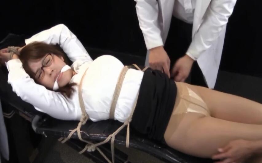 究極の女体解剖実験室 魔薬狂乱淫獣 〜この世でもっとも危険なエクスタシーに取り憑かれた女〜 河西あみ 究極の女体解剖実験室 魔薬狂乱淫獣 〜この世でもっとも危険なエクスタシーに取り憑かれた女〜 河西あみ<br>発売日：2017/01/19<br>出演者：河西あみ<br>メーカー：BabyEntertainment<br>レーベル：Baby Entertainment<br>品番：dmta001<br>OL美女被坏人抓获，紧缚在小黑屋凌辱调教虐待~