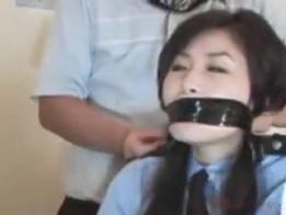 女 J被捆绑 福利