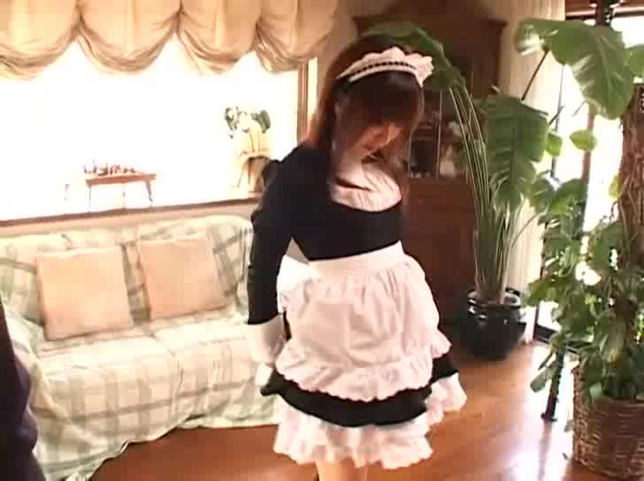 パイパンメイドはおしおきがお好き 识别码:	DD-187<br>发行日期:	2007-07-04<br>长度:	120 分钟<br>导演:	赤井鯉三郎  <br>制作商:	シネマジック  <br>发行商:	縄 <br>演员:	雪見ほのか <br>穿着黑白女仆装的女仆做错事被主人紧紧绑起来调教 女仆想要挣脱但是只能发出好听的呻吟然后舔主人