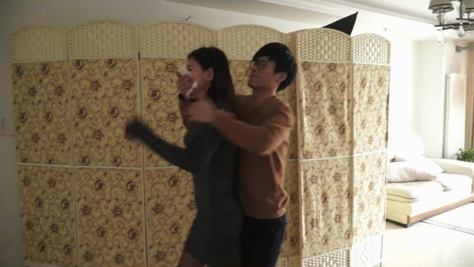 [XiaoYao] Rob My Girlfriend ©XiaoYao<br><br>Summary:<br><br>The man is addicting to gambing, and he sold a lot of valuable items that he could find in his girlfriend's house, but it is still clearly enough. the shark loan that he borrowed has a large fixed rate, the money is only a cup of water for the burning fire. But he knew that his girlfriend is from a rich family. So he decided to kidnap her. He told his girlfriend to meet a very private room for some secret loving experience, but the girl clearly not know what is waiting for her...<br>