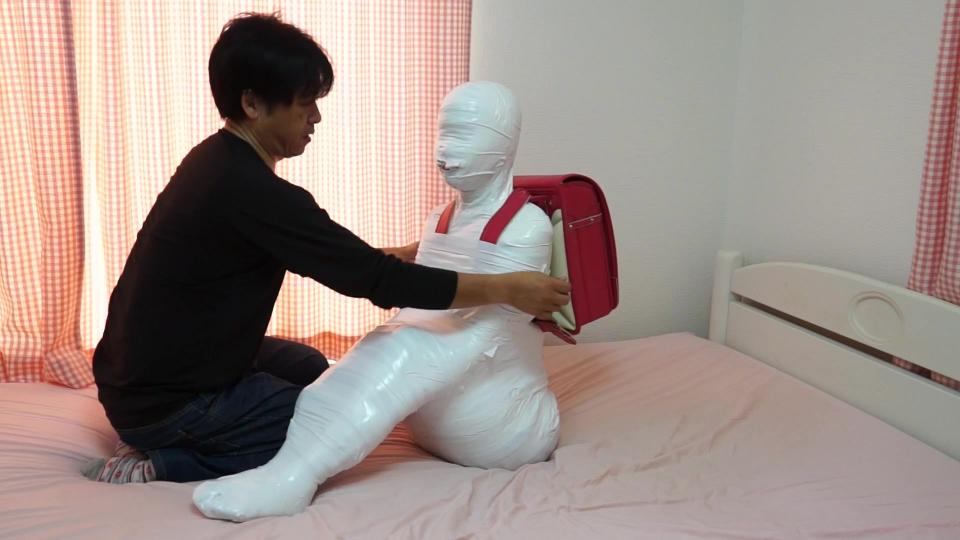 legs-001 Round and round school student 01 I applied for a model of this work myself, a bit perverted? It is me.<br>Like 'Guruguru junior high school student 01', I want to be wrapped in a pure white tape with grown gruel ... Such a dangerous desire came true! !<br>Shooting began.<br>The entire body was wrapped with vinyl tape from the top of the clothes and it became impossible to move at all, and furthermore the director gave me a hat, a mask, a school bag, I seem to be doing somewhat satisfying.<br>"Were you done with this?" When you thought so, the body was unexpectedly lifted and carried to somewhere.<br>The director treated me like a thing, seems to have moved somewhere.<br>"Are you still doing something ...?" "You have not finished yet ??"<br>When I listen, I hear "Kasha !! Kasha !!", apparently, I seem to be taking a picture.<br>After a while, it seems that shooting of the photograph is over, I was handed like a thing to the director, and it was returned to the original bet.<br>Perfectionist director seemed not to like things that the mouth was not yet closed, "I will close my mouth for a while" and closed my mouth.<br>I was completely wrapped in tape and completely wrapped.<br>This is what I wanted ...<br> https://www.talaat.net/index.php?route=product/product&manufacturer_id=49&product_id=882
