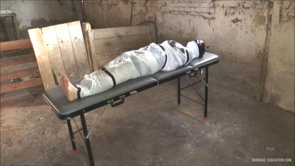 vibro toy for busty wrapped and tapegagged slave Mistress Roxanne Fox & her girls站视频vibro toy for busty wrapped and tapegagged slave<br><br>Roxanne女王的乳胶宠物Kitty在谷仓中等待这一天的捆绑课程，最终她被胶带紧紧缠绕起来<br><br>https://www.clips4sale.com/studio/76087/15361195/vibro toy for busty wrapped and tapegagged slave MP4