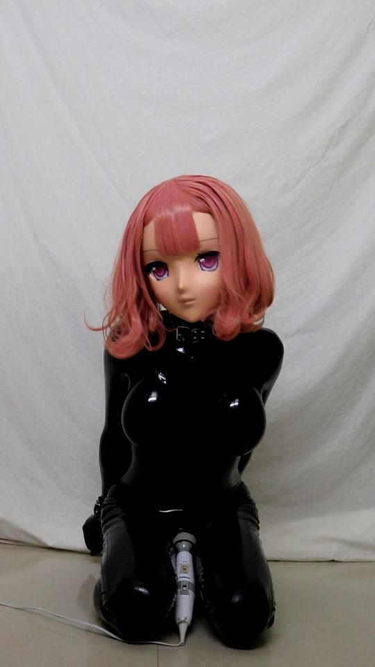 [Daze] Escape the Cuffs ©Daze<br><br>Summary:<br><br>I have been save this video for a long time, after knowing this forum, I decided to publish the video here. Hopefully you will enjoy the video.<br><br>Latex suit is super complex to clean up. And it is really hard to struggle because it has became sticky when used in a very hot environment. But the cuff is super tight and awesome for self bondage in my opinion. It's a nice experience for me and I hope you guys will like it too...<br><br>Featuring: kigurumi, stocking, foot fetish, latex, metal bondage, handcuff