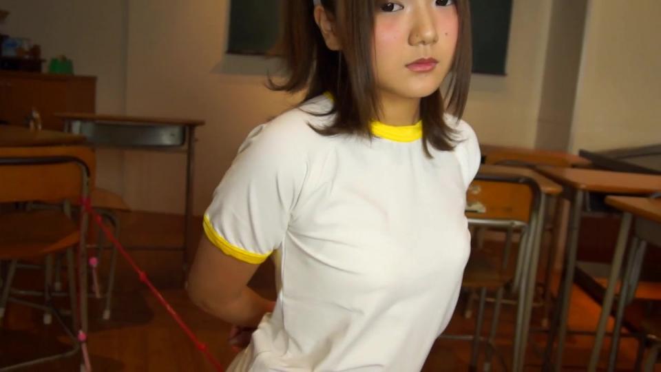 妄想居残りテスト「動いてイイですか」 サークル 	月面舎<br>作者 	ウエキトル <br>画像数&ページ数 	２２分 <br>お待たせしました！<br>現役メイド、そしてアイドルとしても活動中の姫咲☆兎ら（きさきばにら） オリジナルイメージ動画の登場です！<br><br>キャンディーぺろぺろ<br>縦笛ぴーぴー<br>クリームぬりぬり<br>ボールぼよんぼよん<br>縄跳びすりすり<br><br>「こんなのが妄想テストの問題なんですか。。。」<br>わからない姫咲さんにははお仕置きとして雑巾がけをしてもらいました。<br><br>妄想の答えは見た方の心の中に<br><br>購買地址：http://dl.getchu.com/i/item23832