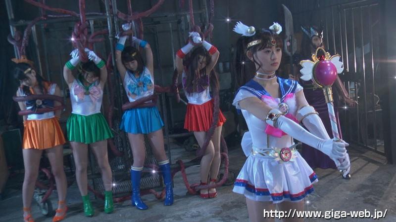 GIRO-92 美少女戦士セーラーレジェンドV 後編 識別碼: GIRO-92<br>長度: 191分鐘<br>導演: 坂田徹<br>製作商: GIGA<br>發行商: GIGA<br>類別:拘束 凌辱 格鬥家 特效<br>演員:真木今日子 あやね遥菜 玉城マイ 竹内真琴 高山えみり 星空もあ 鳴月らん<br>凌辱恶堕强制调教多名美少女战士～！