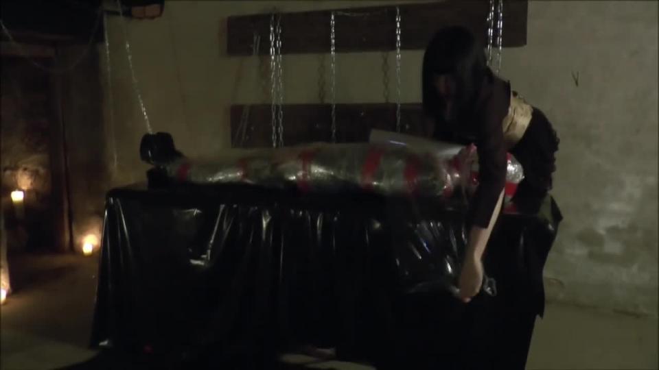 extreme wrapping mummification From: Mistress Roxanne Fox & her girls <br><br>Mistress Roxanne's secretary Amber has a lot of responsibilities in the Academy, and one of the things she has to do is: listen to whatever the headteacher Mistress Roxanne says! And if she says today she wants to do a plastic bondage in the dungeon with her secretary - Amber has to follow! And we all know, she is not only doing it, because it is "her job"... Amber actually LOVES to get completely mummified! And Amber loves another thing... breathplay! And there's another girl in the dungeon... Slave 24, still exhausted from her last session and happy not to be used again (yet), enjoys the view from the cage! www.bondage-education.com<br>Link :https://www.clips4sale.com/studio/76087/14799167/extreme wrapping mummification WMV