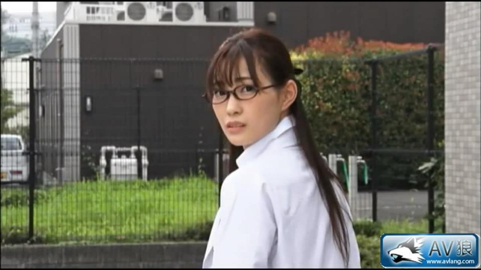 Raystorm — Akari Miyatani Catalog ID: GHKP33<br>Release date: 2017-10-27<br>Length: 75 minutes<br>Director: Uzuki<br>Production company: GIGA<br>Distributor: GIGA<br><br>A doctor transforms into a female warrior, whose limbs are locked down and who is spanked.