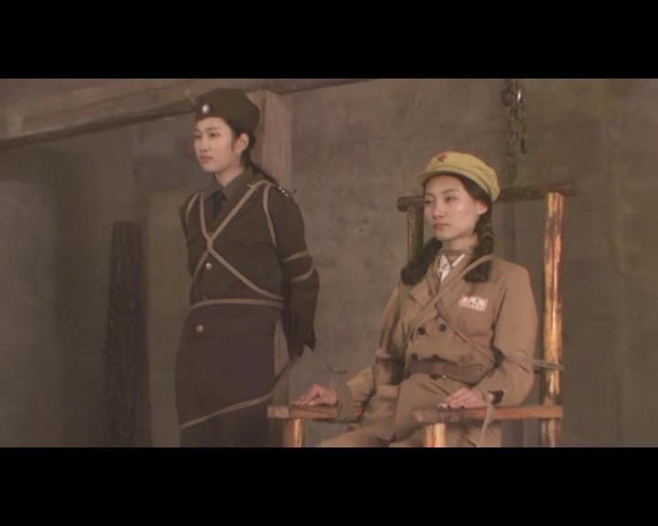 怀旧影苑-计中计 怀旧影苑出品，两大美女联袂出演。整部影片中绳艺部分占比极大，且花式种类较多。剧情丰富，对话较多，且配有字幕。强烈推荐！