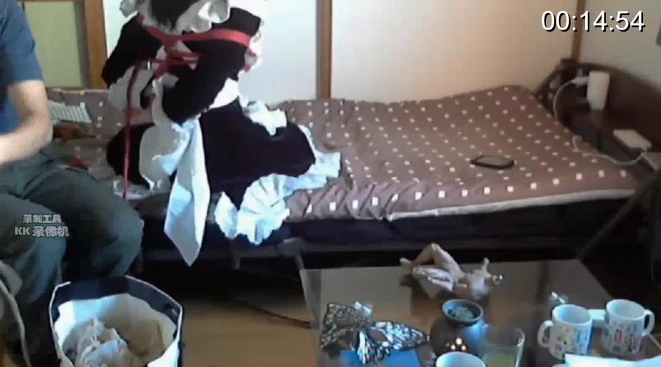 鈴木緊縛 放送主：伊藤達哉さん<br>メイドとかセーラー服の女の子を並べて麻縄で縛ったりしますツイッター→https://twitter.com/fleda_ito<br>这是日本的绳艺画师伊藤達哉的nico的直播录像 由于是直播录像所以并没有番号<br>作者的nico空间：<span style='color:#b0b0b0;'>[隐藏文字，购买后可见]</span>