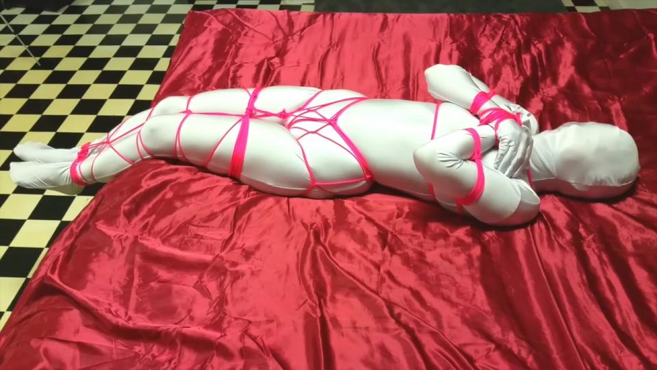 Sakura Tied Up in Zentai ShinyBound站视频Sakura Tied Up in Zentai<br><br>模特Sakura穿着全包连体衣被捆绑束缚<br><br>https://www.clips4sale.com/studio/96993/15024573/Sakura Tied Up in Zentai (WMV)