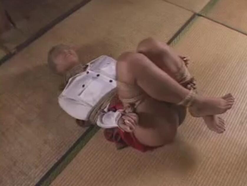 KINBAKU 〜緊縛〜 19 KINBAKU 〜緊縛〜 19<br>シリーズ：KINBAKU 〜緊縛〜<br>メーカー：G-HISTORY<br>品番：<span style='color:#b0b0b0;'>[隐藏文字，购买后可见]</span><br>丝袜美女OL被紧缚捆绑调教凌辱！