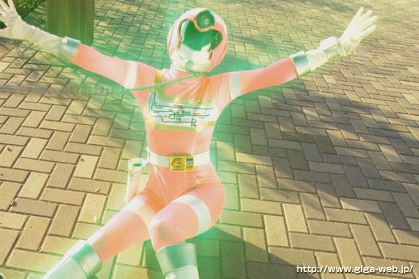スーパーヒロイン絶体絶命!!Vol.38 超電装ガイアマン　ガイアピンク 作品番号：<span style='color:#b0b0b0;'>[隐藏文字，购买后可见]</span><br>定価10800円<br>ダウンロード3240円/3240PT<br>出演女優 加瀬あゆむ<br>監督坂田徹<br>拘束电击强制拷问美女战士～！