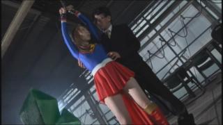 吊绑女超人 吊绑女超人