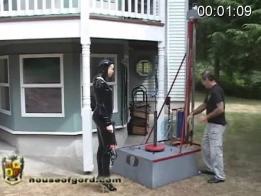 hogAR11_1 Wrapped and Hoisted<br>第一段，共3段