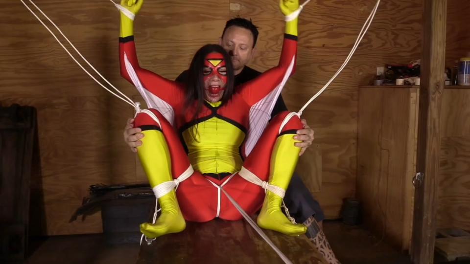 Nyssa Nevers.. Spiderwoman Nabbed ShinyBound站视频Nyssa Nevers.. Spiderwoman Nabbed<br><br>Spiderwoman遭到反派捕获被绳索捆绑口球堵嘴<br><br>https://www.clips4sale.com/studio/96993/15877422/Nyssa Nevers.. Spiderwoman Nabbed (mp4)<br>