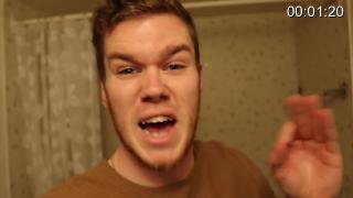 DESTROYING MY GIRLFRIENDS MAKEUP PRANK 某男子捆绑自己的女朋友，砸碎她的东西，女朋友都快哭了。第一集