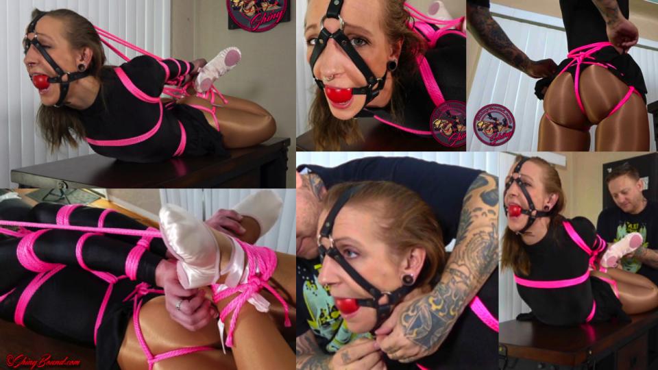 Illustrious Rogue.. Strict Ballerina Hogtie ShinyBound站视频Illustrious Rogue.. Strict Ballerina Hogtie<br><br>模特Illustrious穿着体操服被驷马捆绑马具口球堵嘴<br><br><span style='color:#b0b0b0;'>[隐藏文字，购买后可见]</span>