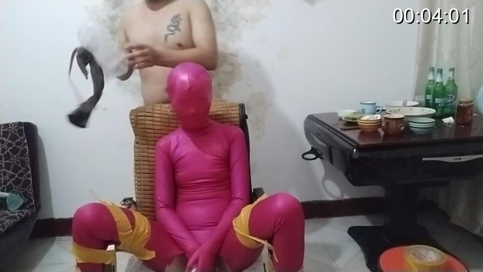 室息高潮真空袋玩耍  