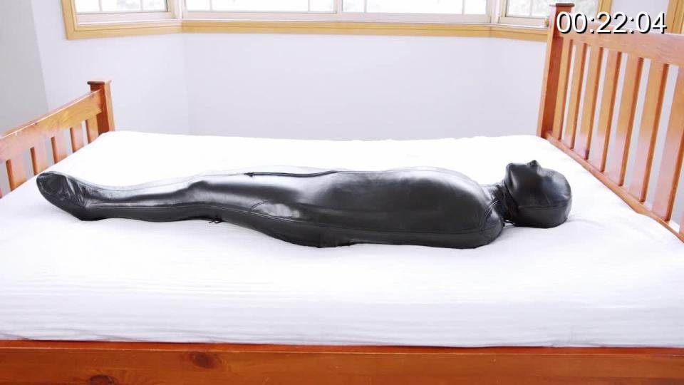 Minas Sleepsack Nap restrictedsenses站视频RS-301 Movie – Minas Sleepsack Nap<br><br>模特Mina被全包睡袋拘束<br><br><span style='color:#b0b0b0;'>[隐藏文字，购买后可见]</span>