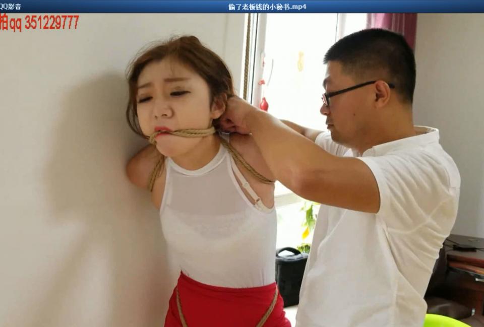 [Love Forever Studio] The Secretary Who Stole My Money ©Love Forever Studio<br><br>Summary:<br><br>As a secretary, she has higher than average wage in our company. After proving herself worthy in the company, I have increased her bill and she probably is top 10 of the highest paid employee in my company. But I did not expect the money in my vault is decreasing every day. After checking the security camera inside of the office, I found who is responsible for this. Surprisingly, the theft is my secretary. But she is a valuable employee that I do not want to fire, so I decided to punish her and let her remember this lesson...