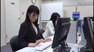 危机系列-办公室捆绑 日本危机系列，四美女下班后于办公室内遭蒙面男子捆绑堵嘴，痛苦挣扎。很不错