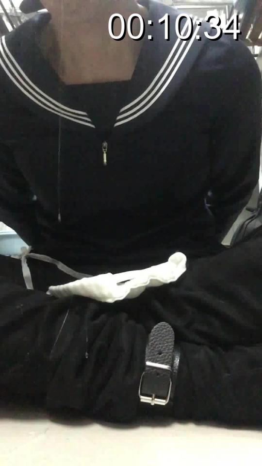 伪娘宿舍黑丝高跟鞋自缚  