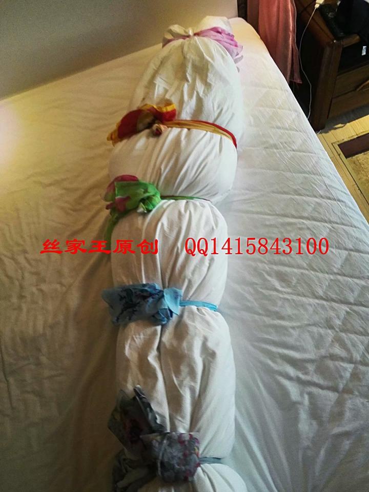 棉被全包丝家王 情趣酒店里面被棉被全包的丝家王，夹子，电动棒棒，全包。口球<br>QQ 1415843100.  另外有新的女模合作可拍你喜欢的视频<br>下载后解压观看，下载后解压观看。解压后不要用电脑自带的播放器观看，不要没弄明白就举报