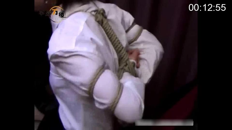 [Ropes and Ties] Crime In The Office ©Ropes and Ties<br><br>Summary:<br><br>Poor white collar is working in her office, suddenly, an intruder broke into the office with weapon in his hands...
