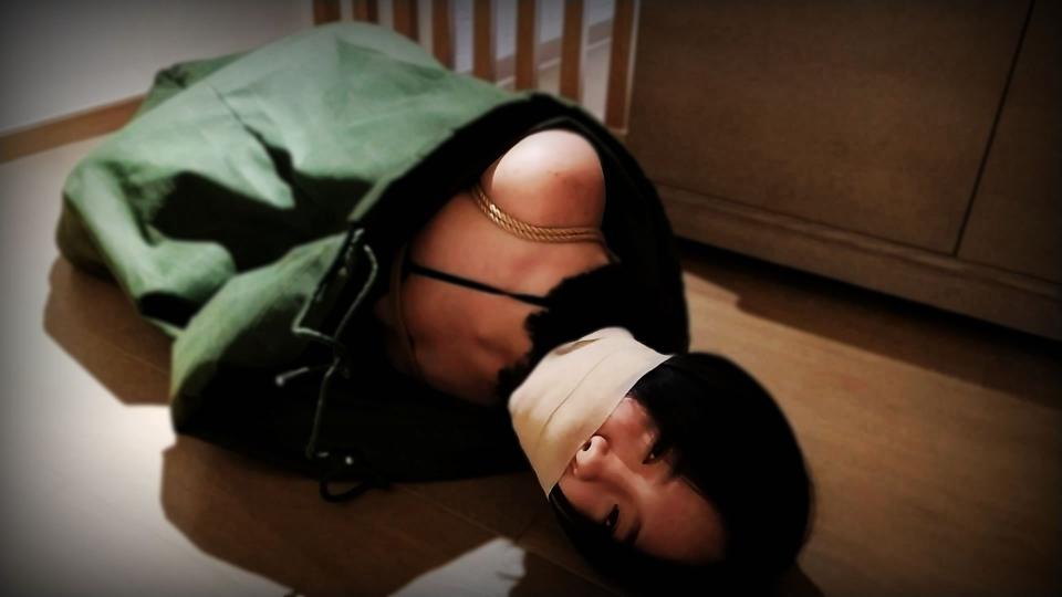 [Gagging Life] In The Beg ©Gagging Life<br><br>Summary:<br><br>One day a security company has received a beg that is well packed, after unpacking the beg under supervision, they found a girl tied up inside with a video tape nearby. After inserting the tape inside of the player, they have found a really interesting video stored inside. The video detailed the whole process of how she got there, and they started to wonder whether to untie her and let her go or not...