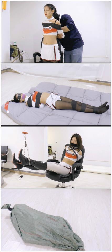 【美束定制】《绳艺服务》绳缚师上门服务，捆绑羞涩美女。正片！ 美束映画定定拍片<br><br>简介：美女在家看绳艺视频，居然发现还有绳艺服务电话，便预约了捆绑服务……<br><br>元素：黑丝、白丝、高跟、长靴、单手套、装袋、SP、TK……<br><br>欢迎交流、合作加QQ：239411953<br>
