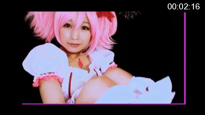 コスプレイヤー 恥辱の緊縛アナル2穴逝き さとうみつ コスプレイヤー 恥辱の緊縛アナル2穴逝き さとうみつ<br><span style='color:#b0b0b0;'>[隐藏文字，购买后可见]</span><br>发行日期:	2015-10-07<br>导演:	キクボン  <br>制作商:	ゴールデンタイム  <br>发行商:	ゴールデンタイム  <br>类别:	角色扮演,单体作品,萝莉塔,及膝袜	<br>演员:	さとうみつ 	